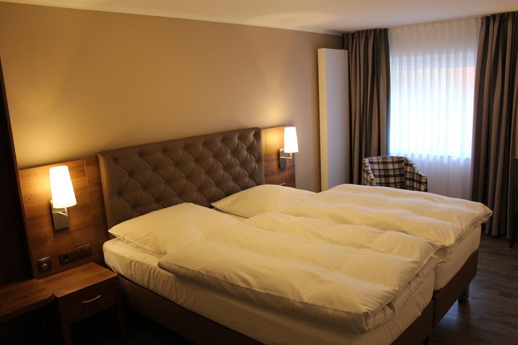 Hotel Raming Ankum Luaran gambar